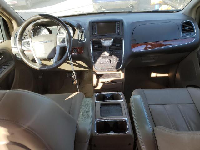 Photo 8 from auction – 2015 CHRYSLER TOWN & COU with VIN 2C4RC1BG6FR589519