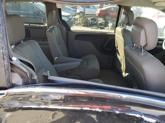 Photo 10 from auction – 2015 CHRYSLER TOWN & COU with VIN 2C4RC1BG6FR589519