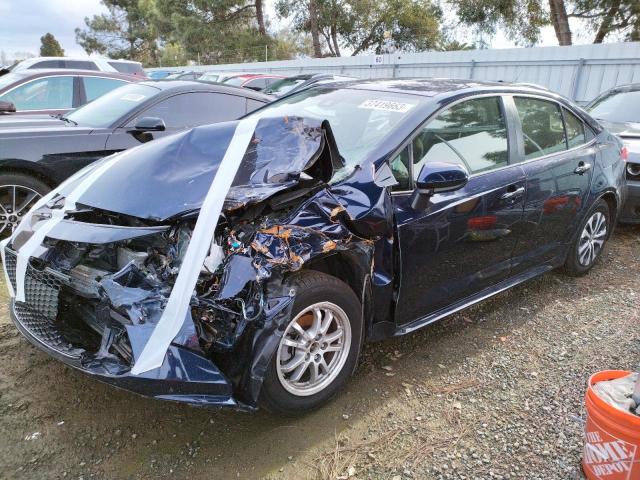 TOYOTA COROLLA LE 2022 with VIN JTDEAMDE9NJ037145 - Photo from auction