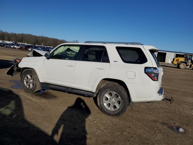 Photo 2 from auction – 2018 TOYOTA 4RUNNER SR with VIN JTEBU5JR9J5492017