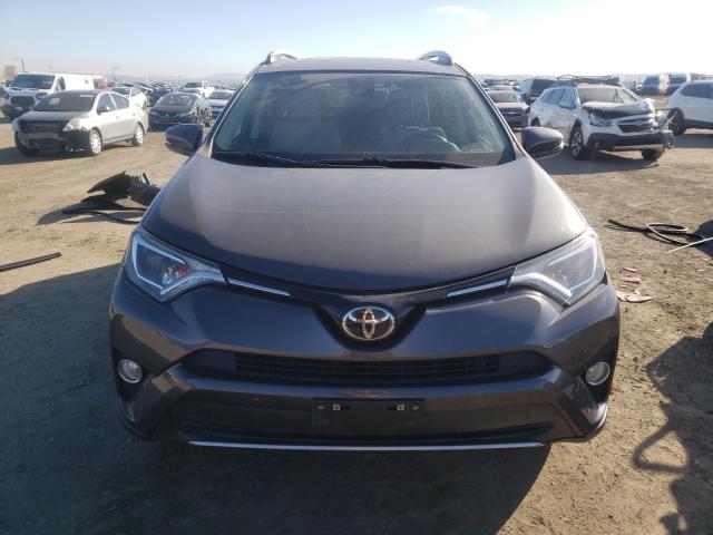 Photo 5 from auction – 2017 TOYOTA RAV4 XLE with VIN 2T3WFREV3HW331485