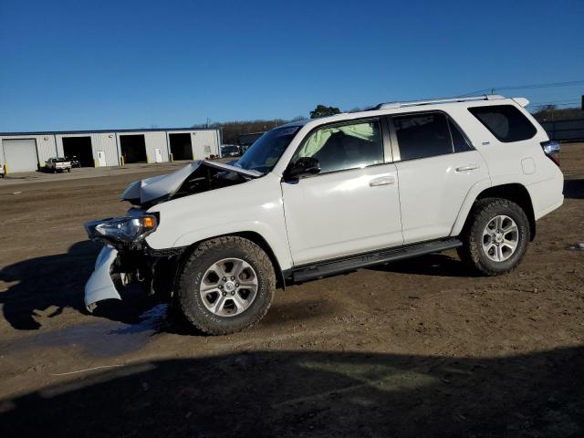 TOYOTA 4RUNNER SR 2018 with VIN JTEBU5JR9J5492017 - Photo from auction