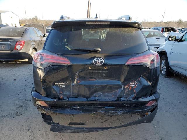 Photo 6 from auction – 2017 TOYOTA RAV4 XLE with VIN JTMRFREVXHD208518