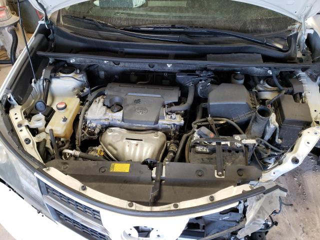 Photo 12 from auction – 2014 TOYOTA RAV4 LE with VIN JTMZFREV1EJ009886
