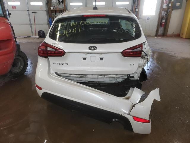Photo 6 from auction – 2017 KIA FORTE EX with VIN KNAFX5A86H5725072
