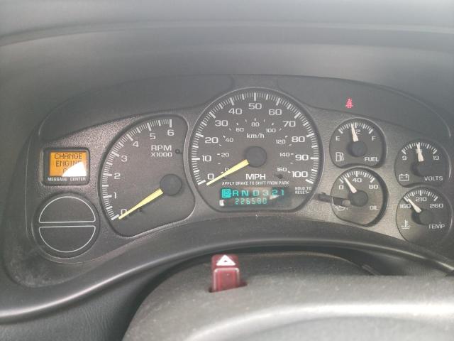 Photo 9 from auction – 2000 CHEVROLET SILVER1500 with VIN 1GCEC14V2YZ305113
