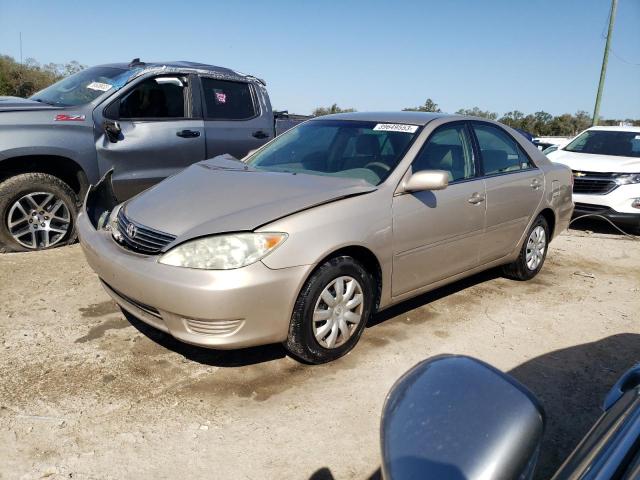 TOYOTA CAMRY LE 2005 with VIN 4T1BE32K15U083217 - Photo from auction