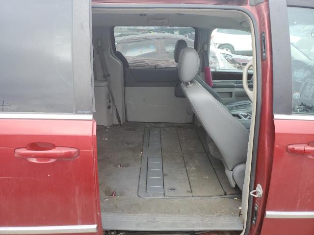 Photo 11 from auction – 2010 CHRYSLER TOWN & COU with VIN 2A4RR5DX7AR136628