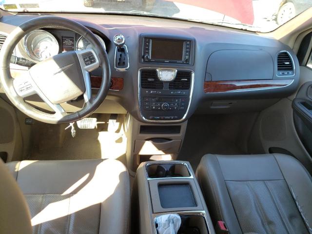 Photo 8 from auction – 2013 CHRYSLER TOWN & COU with VIN 2C4RC1CG5DR803265