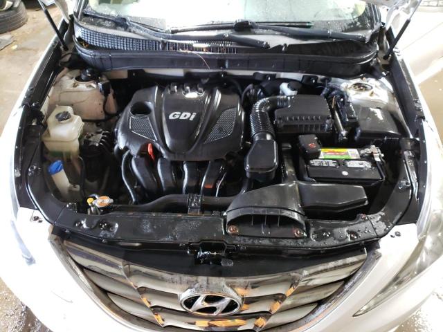 Photo 11 from auction – 2011 HYUNDAI SONATA SE with VIN 5NPEC4AC4BH297048