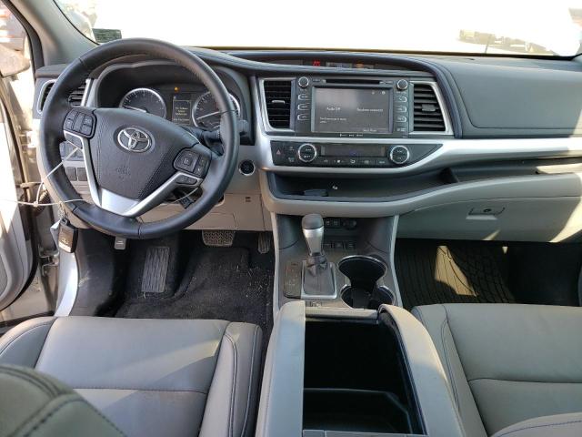 Photo 8 from auction – 2018 TOYOTA HIGHLANDER with VIN 5TDJZRFHXJS537243