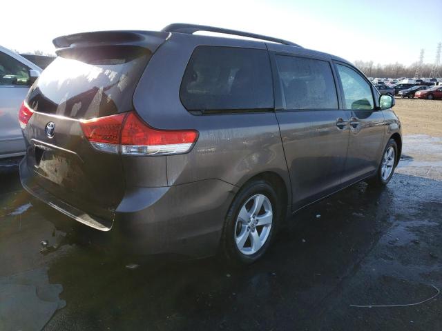 Photo 3 from auction – 2011 TOYOTA SIENNA LE with VIN 5TDKK3DC3BS132338