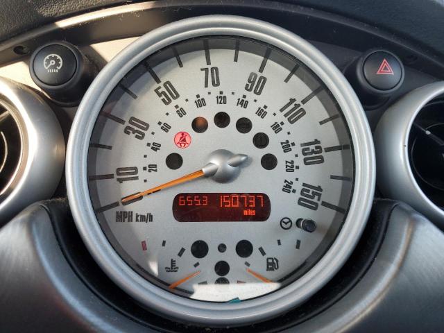 Photo 9 from auction – 2005 MINI COOPER S with VIN WMWRE33455TD94660