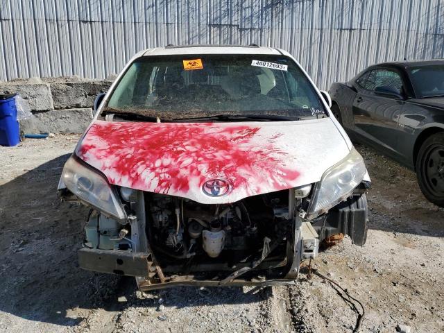 Photo 5 from auction – 2014 TOYOTA SIENNA XLE with VIN 5TDYK3DC9ES484838
