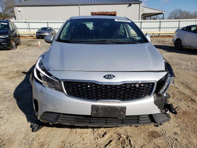 Photo 5 from auction – 2017 KIA FORTE LX with VIN 3KPFK4A71HE116091
