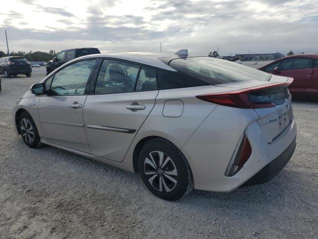 Photo 2 from auction – 2017 TOYOTA PRIUS PRIM with VIN JTDKARFP2H3026737