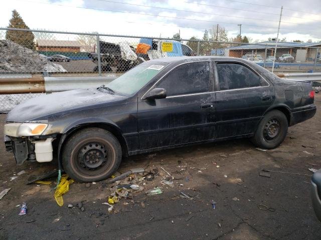 TOYOTA CAMRY CE 2000 with VIN 4T1BG22K3YU730080 - Photo from auction