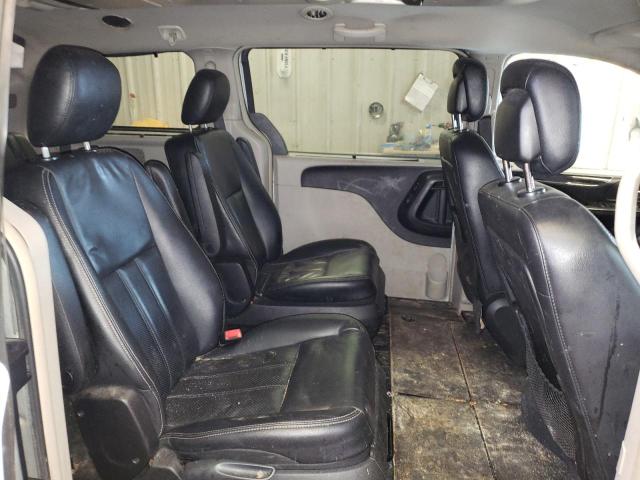 Photo 11 from auction – 2012 CHRYSLER TOWN & COU with VIN 2C4RC1CG3CR119314