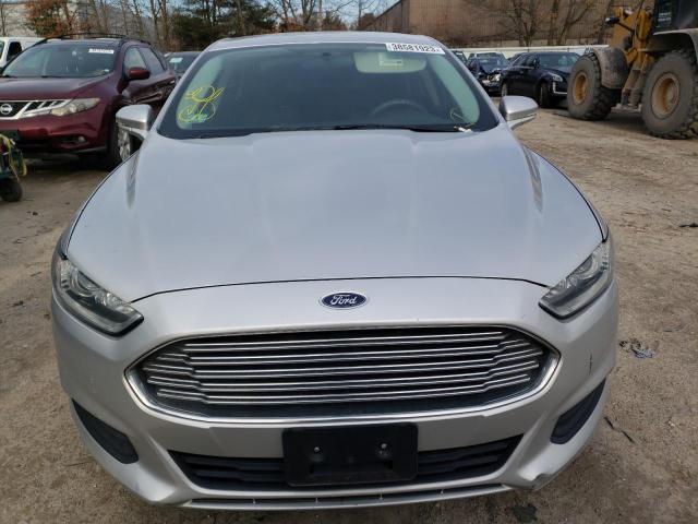 Photo 5 from auction – 2016 FORD FUSION SE with VIN 3FA6P0H72GR330732