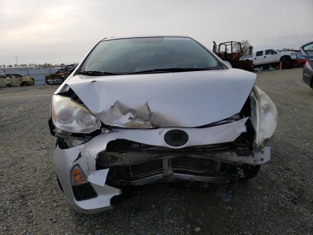 Photo 5 from auction – 2014 TOYOTA PRIUS C with VIN JTDKDTB33E1061740