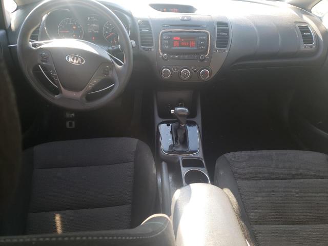 Photo 8 from auction – 2017 KIA FORTE LX with VIN 3KPFK4A78HE125855
