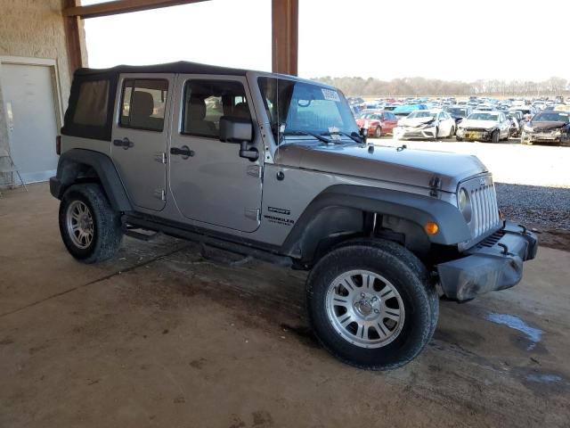 Photo 4 from auction – 2013 JEEP WRANGLER U with VIN 1C4BJWDG5DL588546