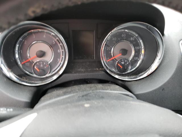 Photo 9 from auction – 2015 CHRYSLER TOWN & COU with VIN 2C4RC1BG2FR715889
