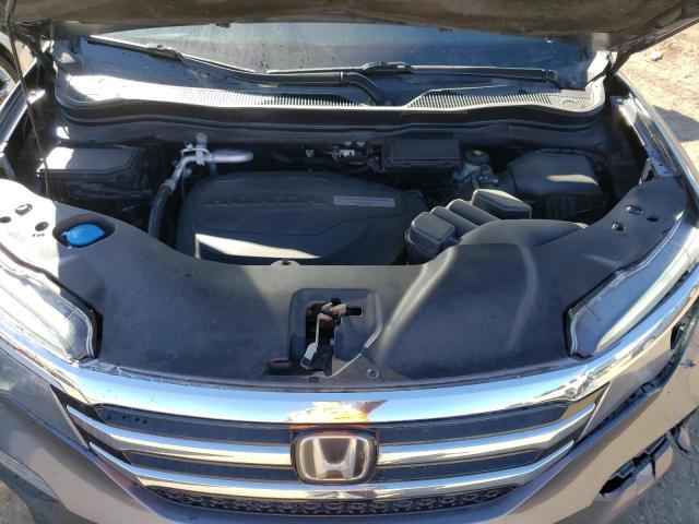 Photo 12 from auction – 2016 HONDA PILOT TOUR with VIN 5FNYF6H95GB106785