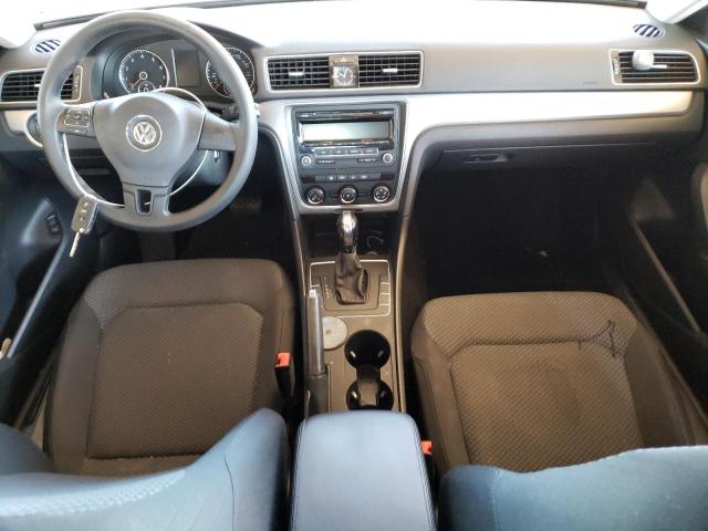 Photo 8 from auction – 2014 VOLKSWAGEN PASSAT S with VIN 1VWAS7A3XEC044073