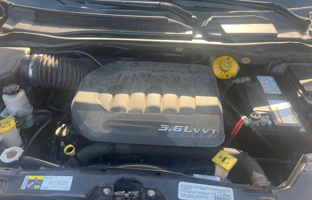 Photo 7 from auction – 2014 CHRYSLER TOWN & COU with VIN 2C4RC1BG0ER437959