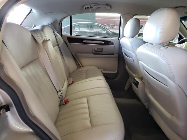 Photo 10 from auction – 2004 LINCOLN TOWN CAR E with VIN 1LNHM81W94Y639280