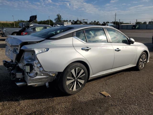Photo 3 from auction – 2022 NISSAN ALTIMA SV with VIN 1N4BL4DVXNN367632