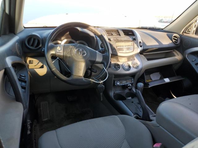 Photo 8 from auction – 2006 TOYOTA RAV4 LIMIT with VIN JTMBD31V365018299