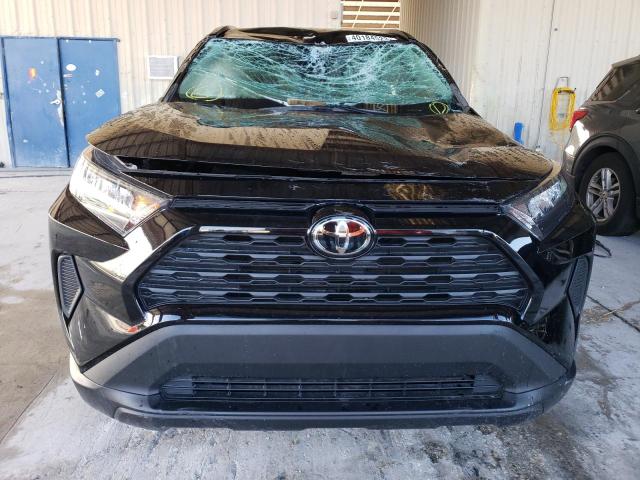 Photo 5 from auction – 2021 TOYOTA RAV4 LE with VIN 2T3H1RFVXMC144973