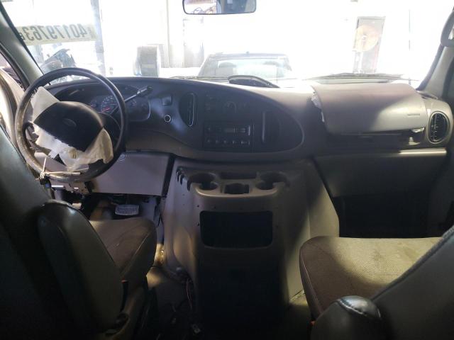 Photo 8 from auction – 2001 FORD ECONOLINE with VIN 1FBSS31L01HB20787