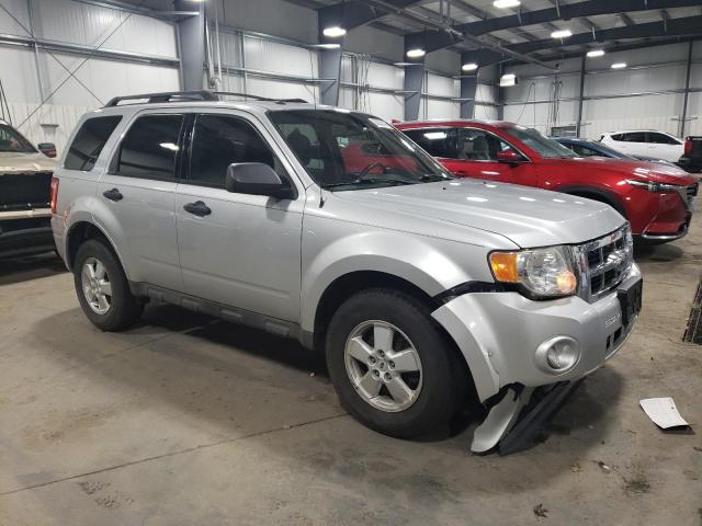 Photo 4 from auction – 2010 FORD ESCAPE XLT with VIN 1FMCU9DG2AKB63019