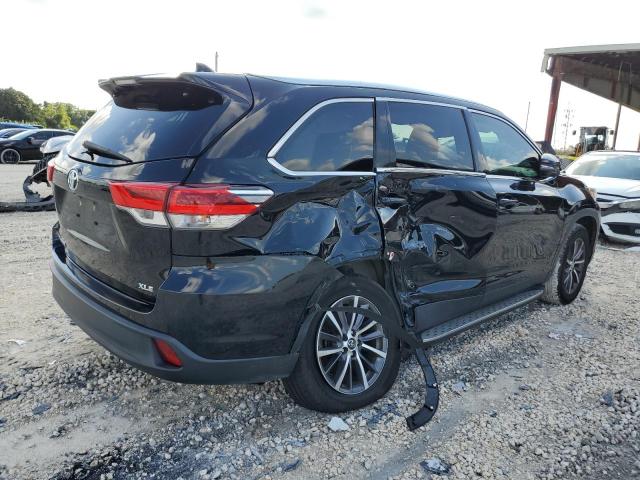 Photo 3 from auction – 2019 TOYOTA HIGHLANDER with VIN 5TDKZRFH1KS552249