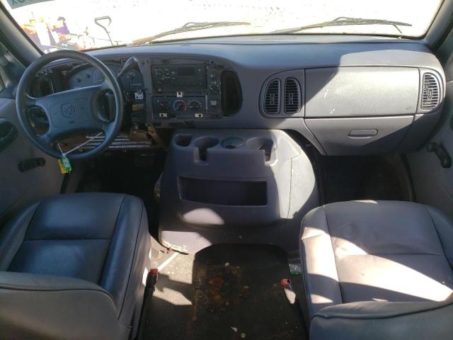 Photo 8 from auction – 1999 DODGE RAM WAGON with VIN 2B5WB35Y0XK578752