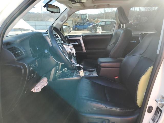 Photo 7 from auction – 2018 TOYOTA 4RUNNER SR with VIN JTEBU5JR5J5565190