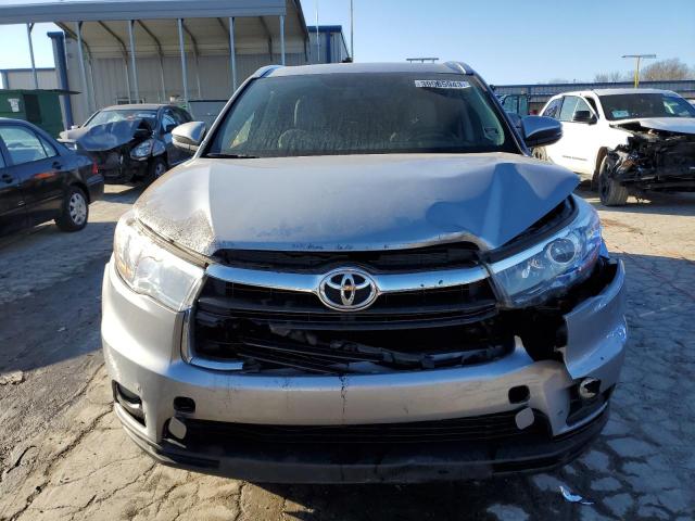 Photo 5 from auction – 2016 TOYOTA HIGHLANDER with VIN 5TDKKRFHXGS504650