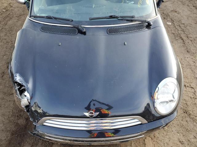 Photo 11 from auction – 2005 MINI COOPER with VIN WMWRC33505TJ70966