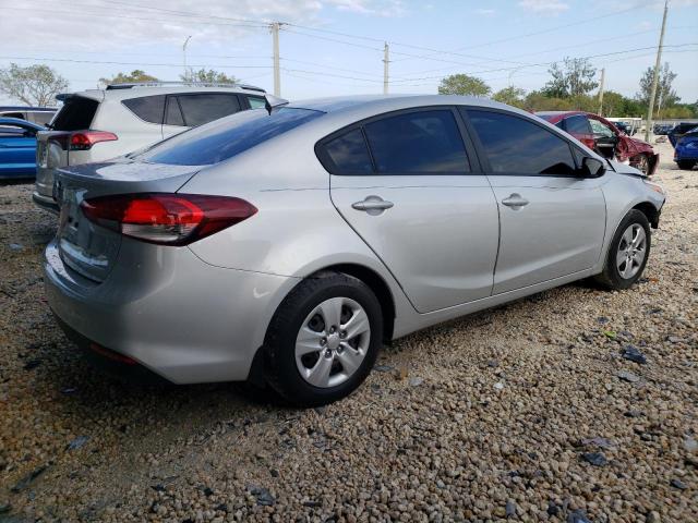 Photo 3 from auction – 2017 KIA FORTE LX with VIN 3KPFK4A71HE080158