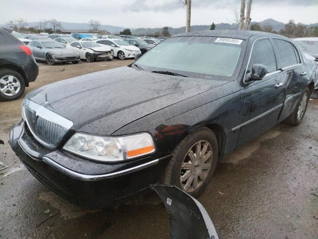 LINCOLN TOWN CAR S 2011 with VIN 2LNBL8CV7BX754485 - Photo from auction