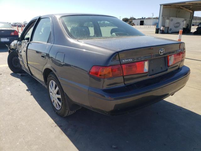 Photo 2 from auction – 2000 TOYOTA CAMRY CE with VIN 4T1BG22K9YU617458