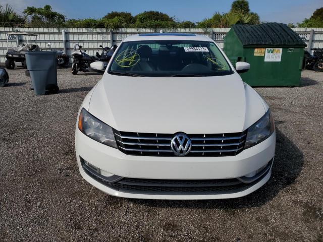 Photo 5 from auction – 2013 VOLKSWAGEN PASSAT SEL with VIN 1VWCH7A39DC013564