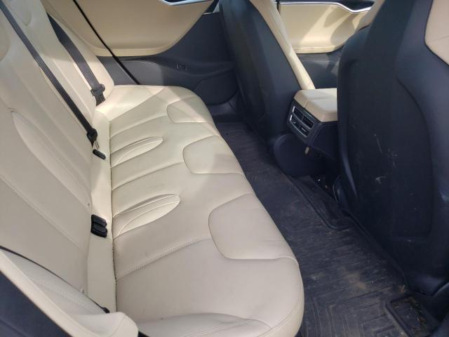 Photo 10 from auction – 2015 TESLA MODEL S 85 with VIN 5YJSA1H29FF094584