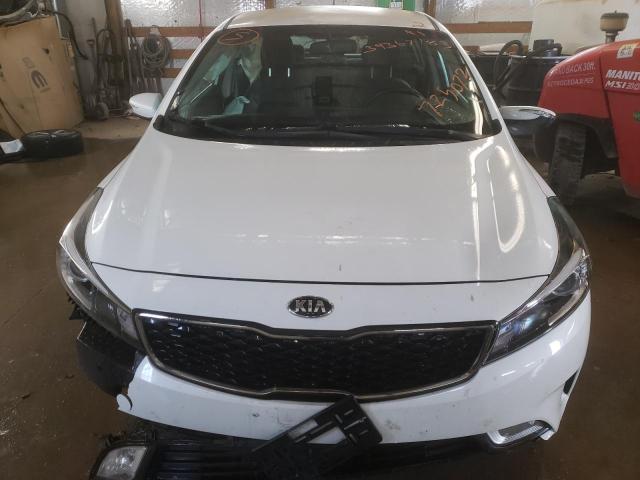Photo 5 from auction – 2017 KIA FORTE EX with VIN KNAFX5A86H5725072
