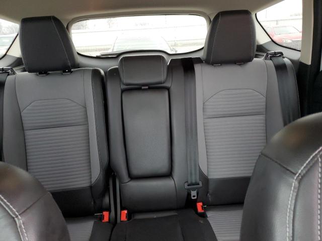 Photo 10 from auction – 2017 FORD ESCAPE SE with VIN 1FMCU9GD8HUE52244