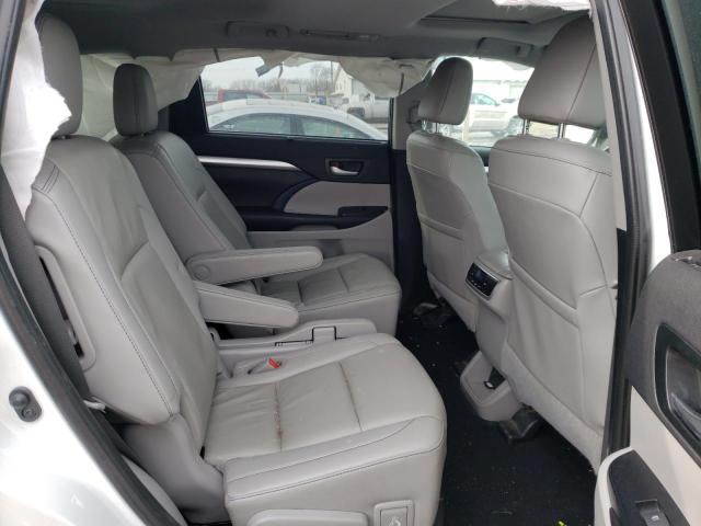 Photo 11 from auction – 2019 TOYOTA HIGHLANDER with VIN 5TDJZRFH1KS612073