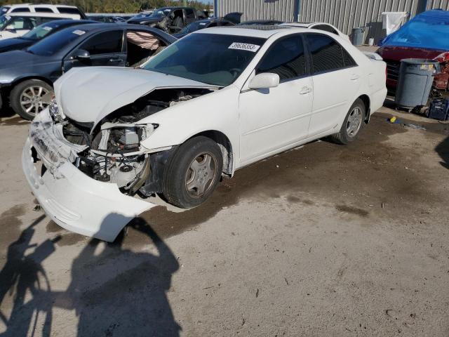 TOYOTA CAMRY LE 2003 with VIN 4T1BF30K13U043894 - Photo from auction